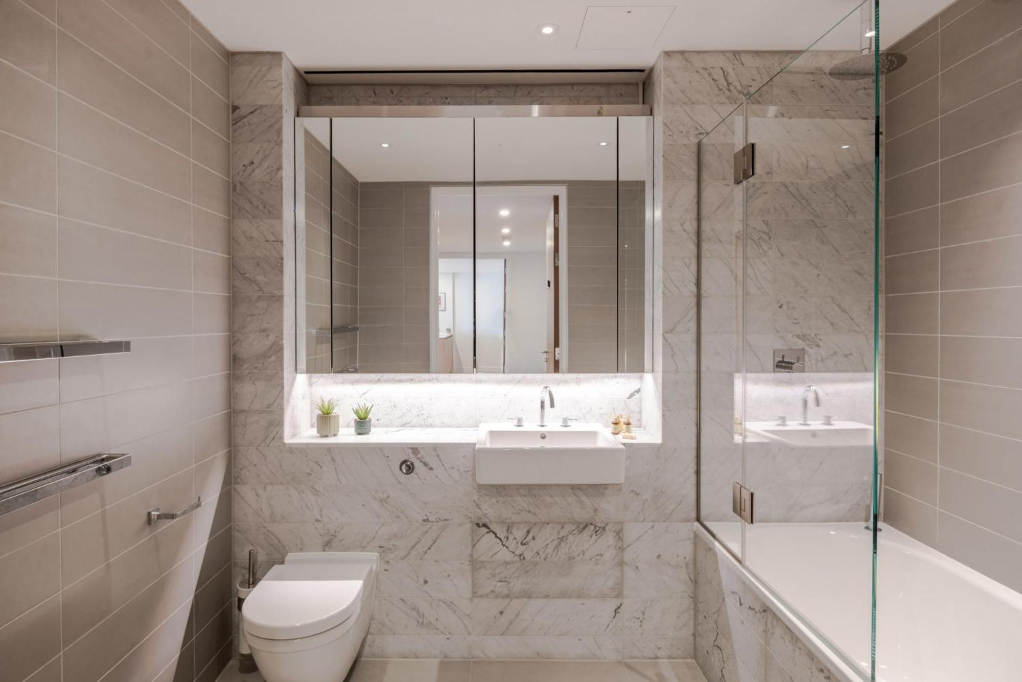Zen Sanctuary - Soho - By Frankie Says Apartment London Luaran gambar