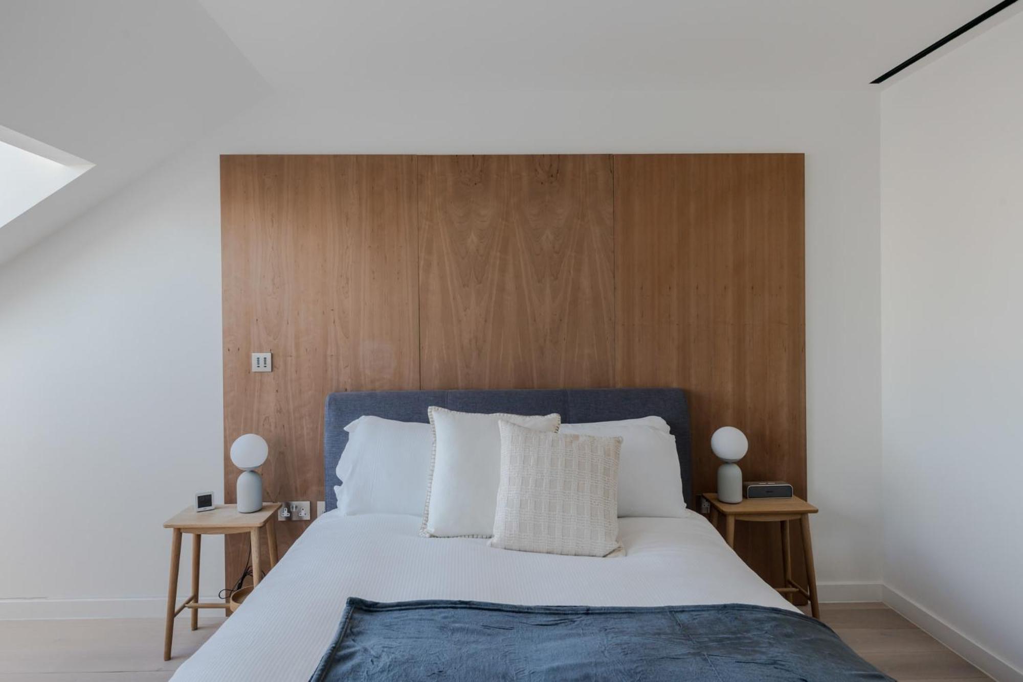 Zen Sanctuary - Soho - By Frankie Says Apartment London Luaran gambar
