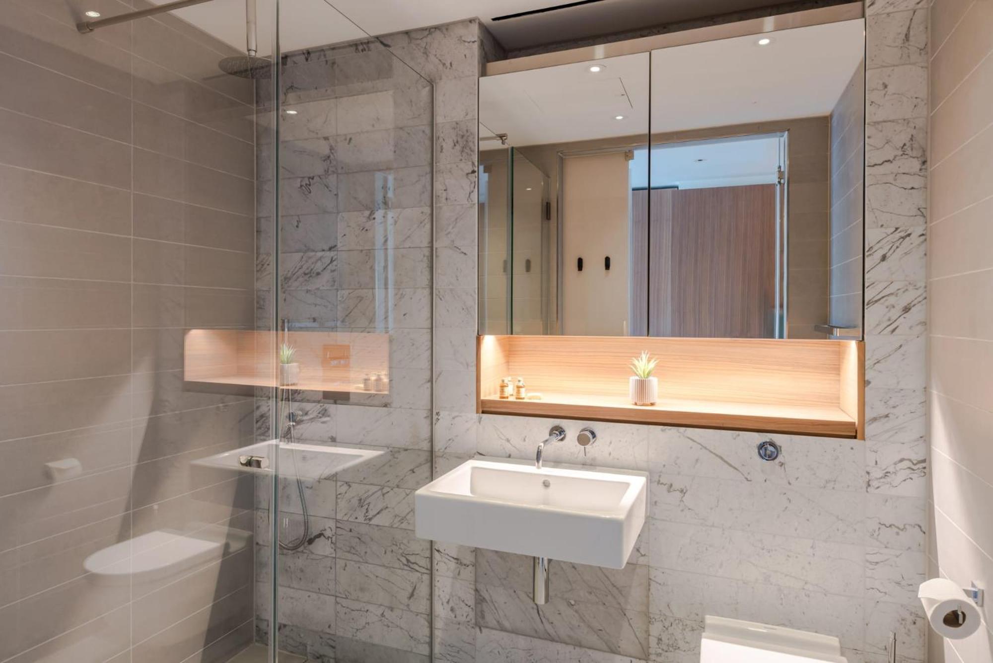 Zen Sanctuary - Soho - By Frankie Says Apartment London Luaran gambar