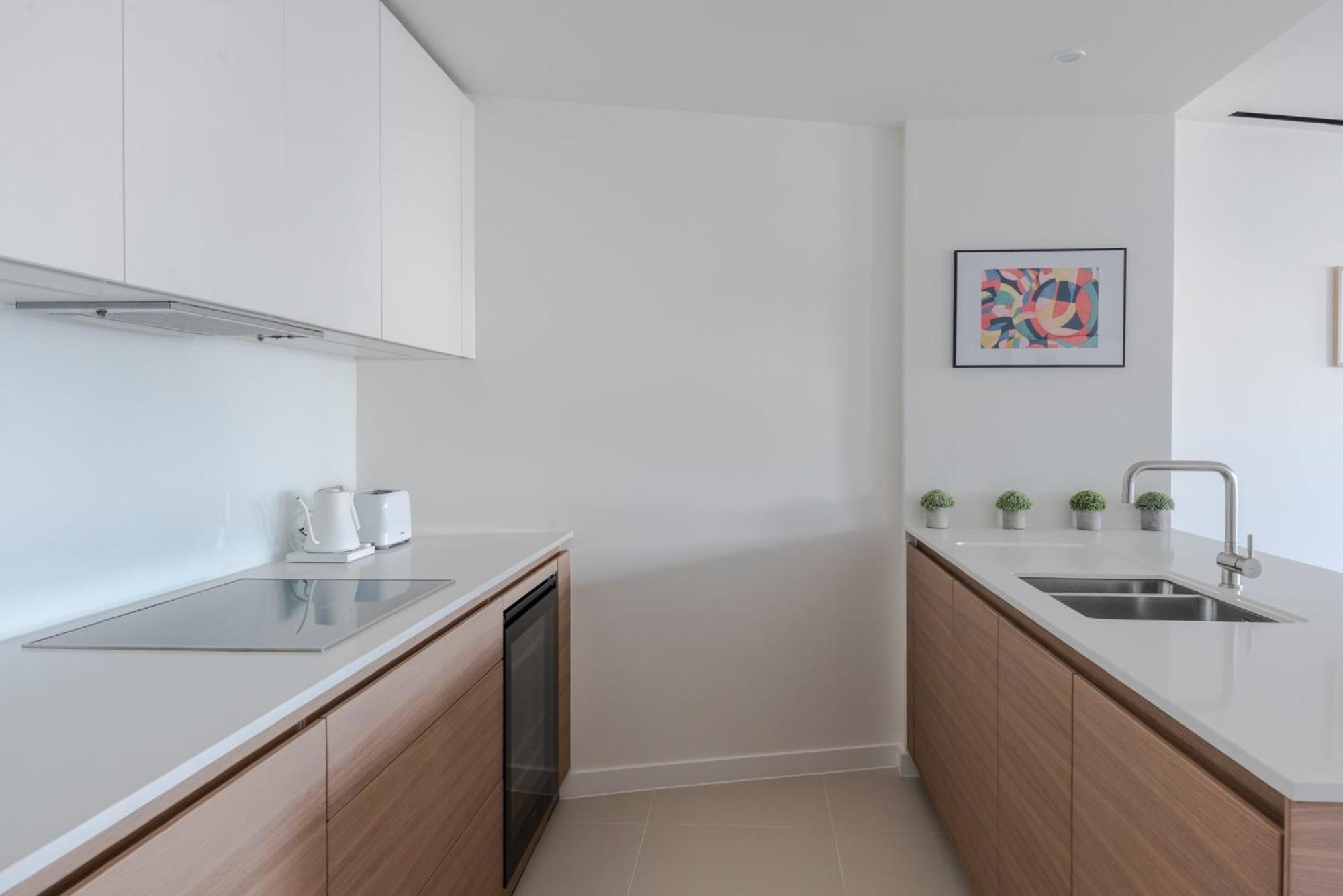 Zen Sanctuary - Soho - By Frankie Says Apartment London Luaran gambar